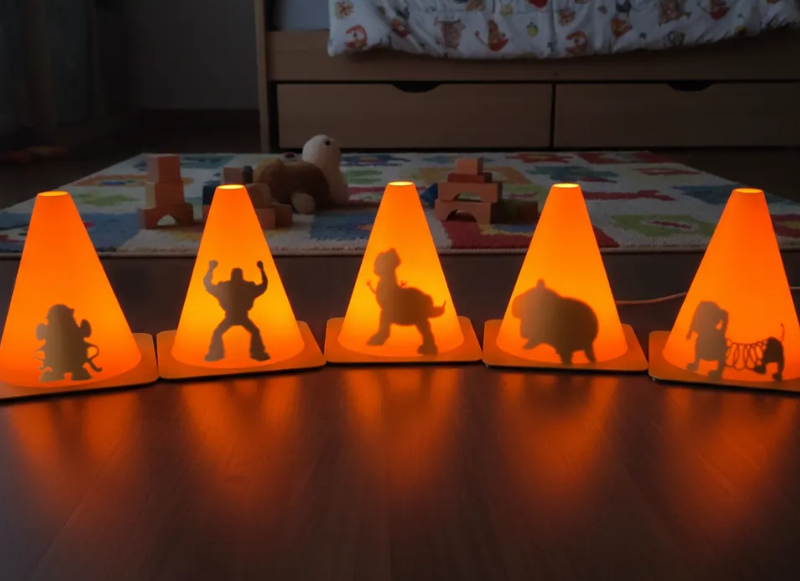 Luminária de Cone Toy Story